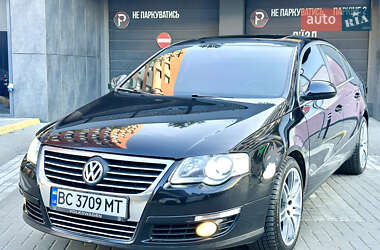 Седан Volkswagen Passat 2010 в Львові