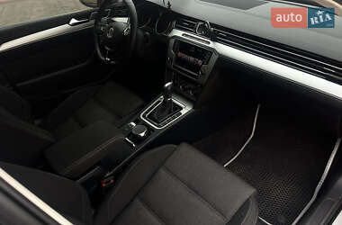 Универсал Volkswagen Passat 2015 в 