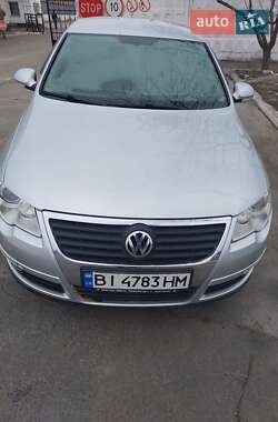 Седан Volkswagen Passat 2005 в Кременчуге