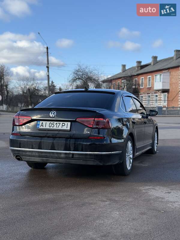 Седан Volkswagen Passat 2017 в Києві