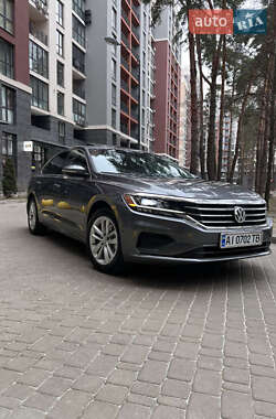 Седан Volkswagen Passat 2020 в Киеве