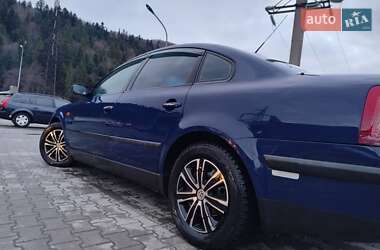 Седан Volkswagen Passat 1997 в Сколе