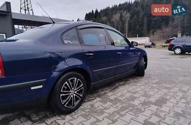 Седан Volkswagen Passat 1997 в Сколе