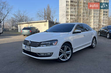 Седан Volkswagen Passat 2015 в Киеве