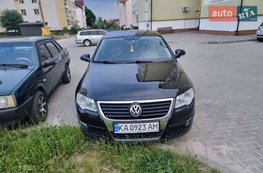 Седан Volkswagen Passat 2010 в Сокалі