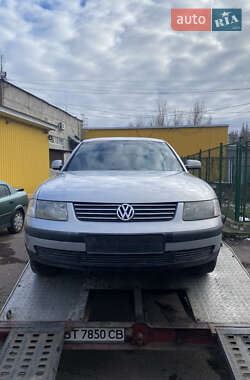 Седан Volkswagen Passat 2000 в Миколаєві