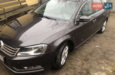 Універсал Volkswagen Passat 2014 в 