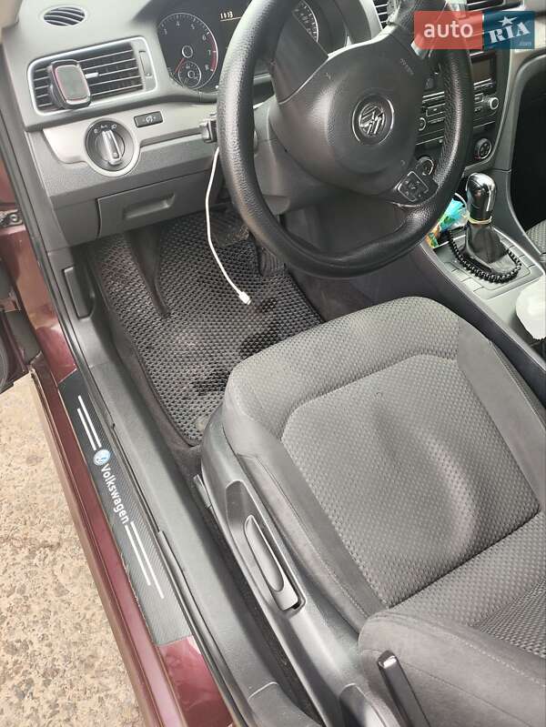 Седан Volkswagen Passat 2012 в Кривому Розі