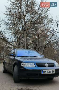 Седан Volkswagen Passat 1999 в Хмельницькому