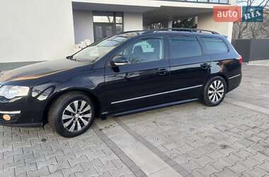 Універсал Volkswagen Passat 2010 в Івано-Франківську