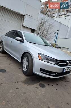 Седан Volkswagen Passat 2014 в Николаеве