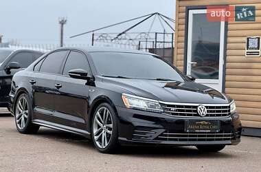 Седан Volkswagen Passat 2017 в Києві