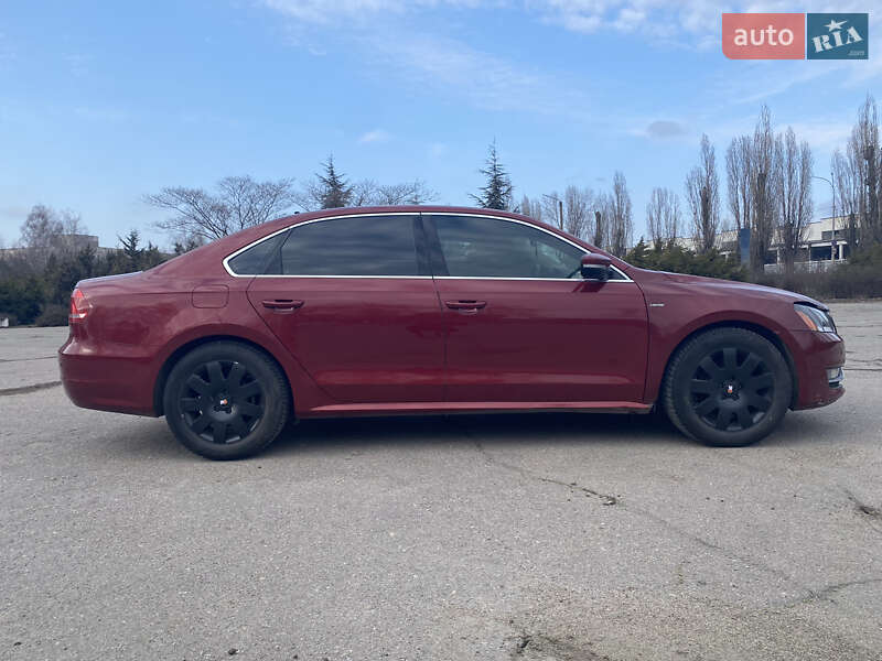 Седан Volkswagen Passat 2015 в Одессе