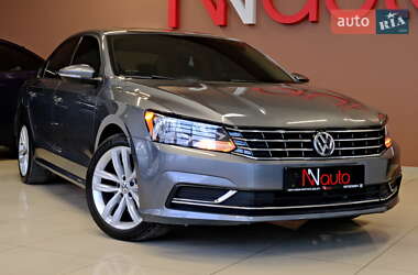 Седан Volkswagen Passat 2019 в Одесі