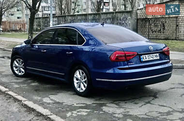 Седан Volkswagen Passat 2016 в Києві