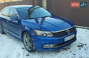 Седан Volkswagen Passat 2017 в Ромнах