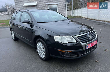 Универсал Volkswagen Passat 2010 в Киеве