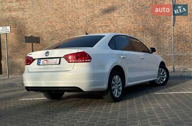 Седан Volkswagen Passat 2012 в Одессе