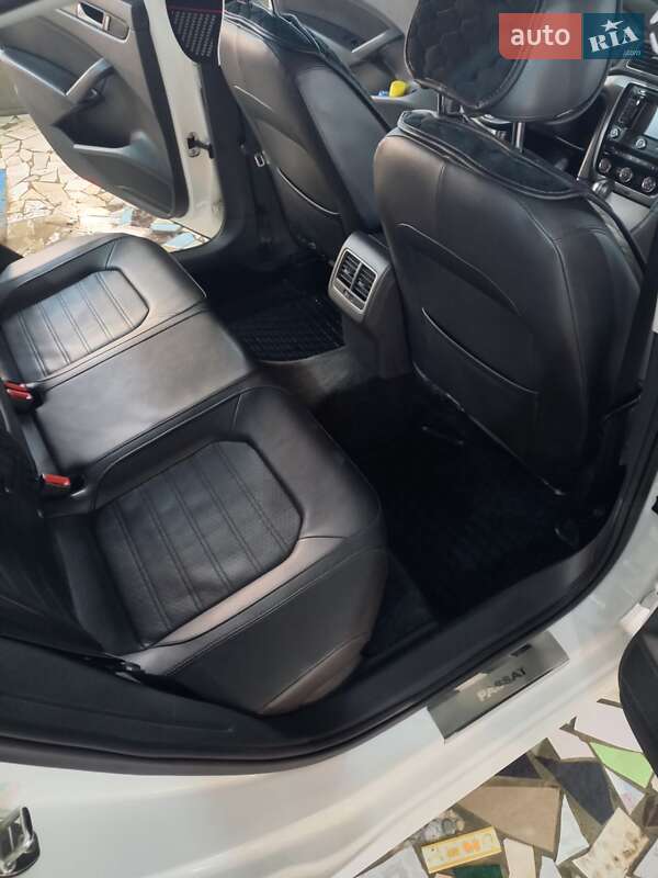 Седан Volkswagen Passat 2014 в Конотопе
