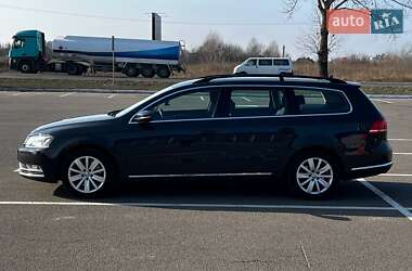 Універсал Volkswagen Passat 2012 в Луцьку