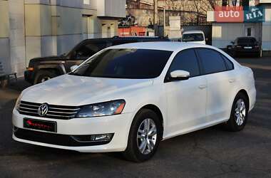 Седан Volkswagen Passat 2014 в Одесі