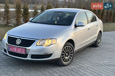 Седан Volkswagen Passat 2005 в Тернополе