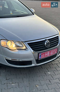 Седан Volkswagen Passat 2005 в Тернополе