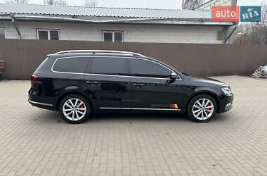 Універсал Volkswagen Passat 2013 в Козятині