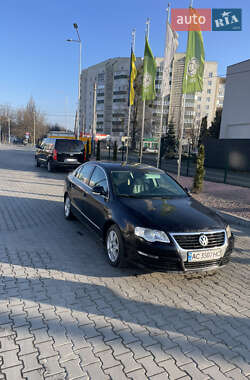 Седан Volkswagen Passat 2006 в Луцке