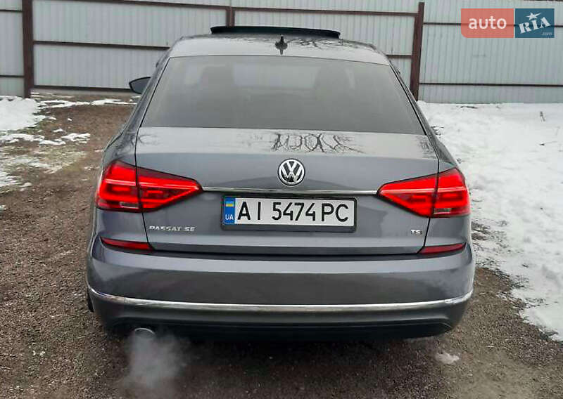 Седан Volkswagen Passat 2016 в Києві