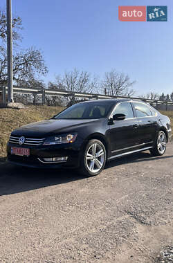 Седан Volkswagen Passat 2013 в Дубні