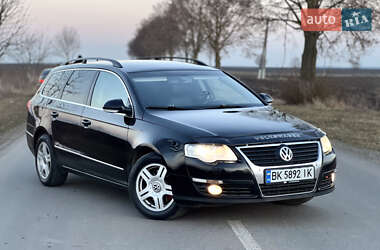 Универсал Volkswagen Passat 2006 в Теофиполе