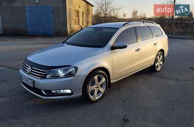 Універсал Volkswagen Passat 2012 в Бердичеві