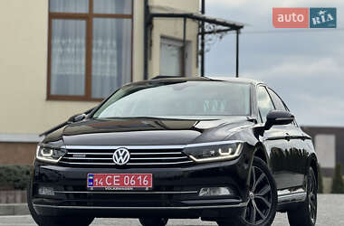 Седан Volkswagen Passat 2016 в Дрогобыче