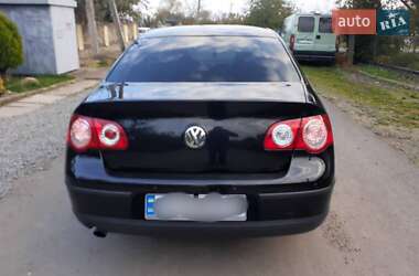 Седан Volkswagen Passat 2009 в 