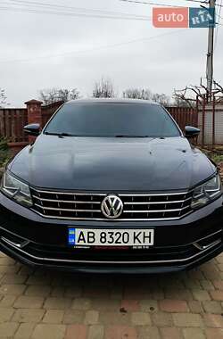 Седан Volkswagen Passat 2017 в Хмельницькому