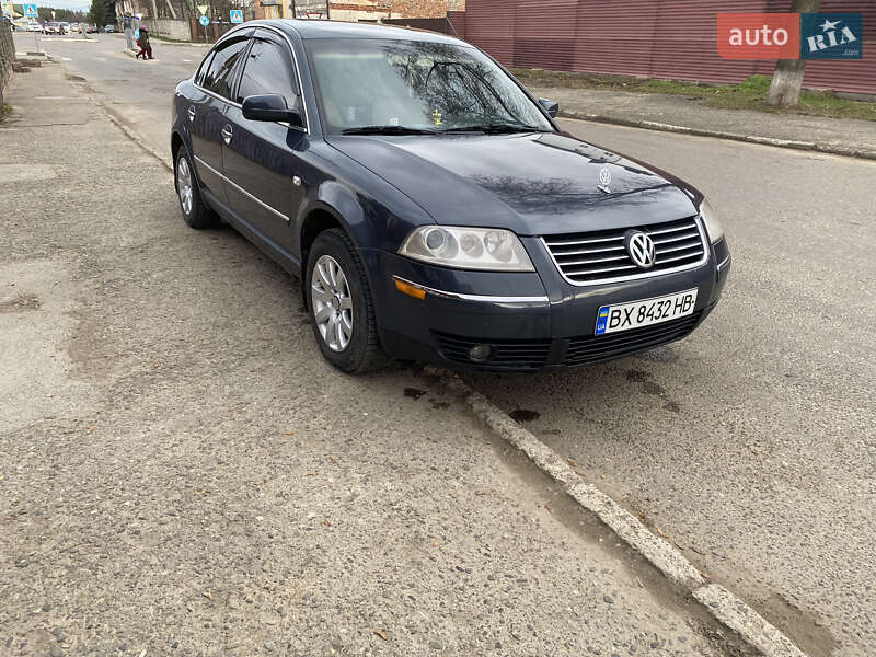 Седан Volkswagen Passat 2001 в Кутах