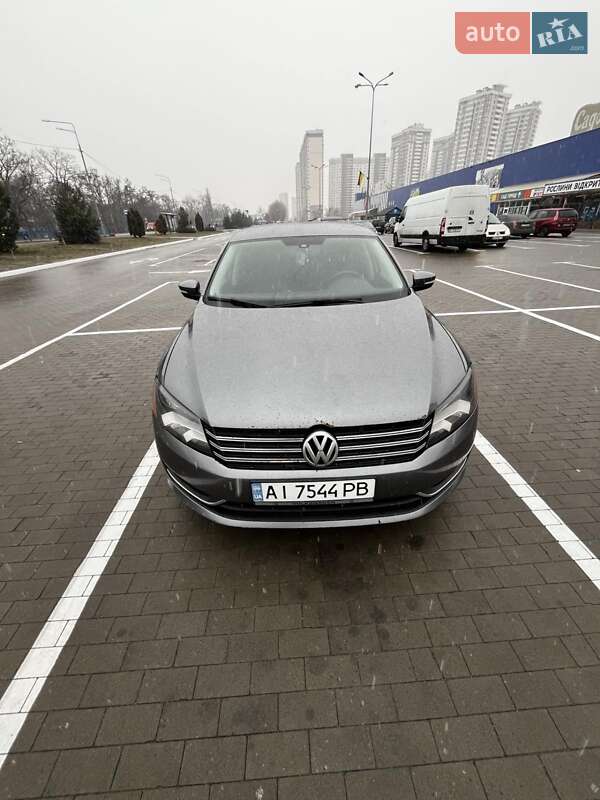 Седан Volkswagen Passat 2013 в Броварах