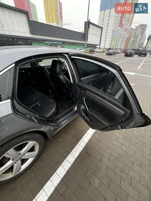 Седан Volkswagen Passat 2013 в Броварах