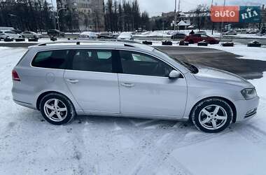 Универсал Volkswagen Passat 2011 в Киеве