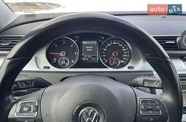 Универсал Volkswagen Passat 2011 в Киеве