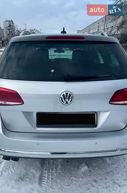 Универсал Volkswagen Passat 2011 в Киеве