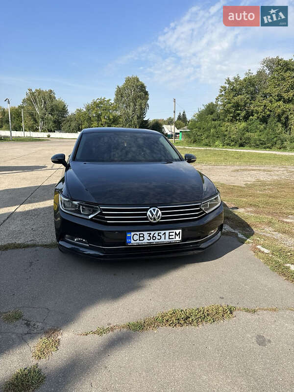 Седан Volkswagen Passat 2017 в Прилуках