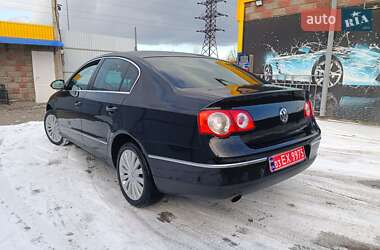 Седан Volkswagen Passat 2009 в Луцке