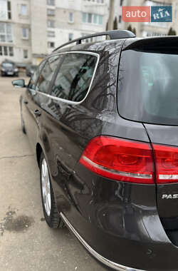 Универсал Volkswagen Passat 2011 в Калуше