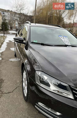 Универсал Volkswagen Passat 2011 в Калуше