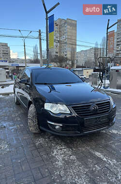 Седан Volkswagen Passat 2008 в Харкові