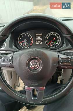 Седан Volkswagen Passat 2014 в Виннице