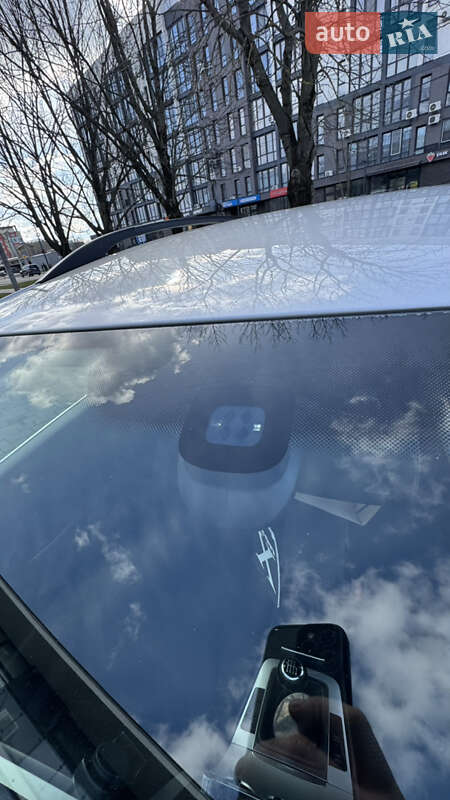 Універсал Volkswagen Passat 2009 в Ужгороді