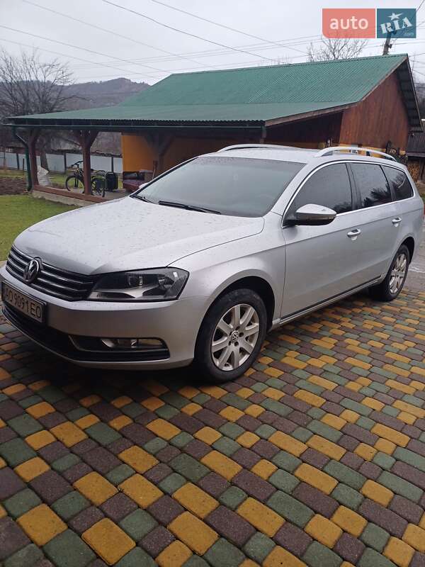 Volkswagen Passat 2011